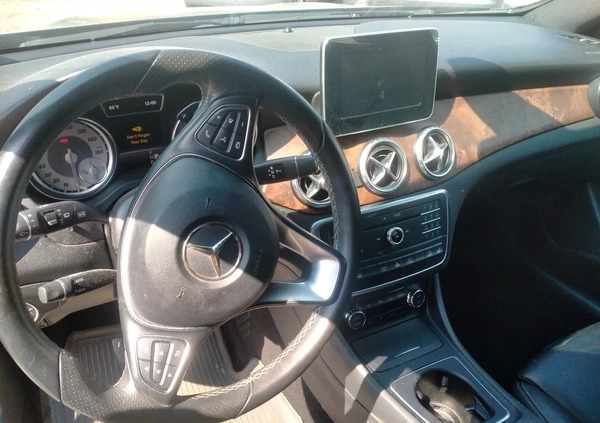 Mercedes-Benz GLA cena 41000 przebieg: 173200, rok produkcji 2017 z Słupsk małe 37